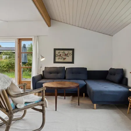 Family-friendly House With A View Of The Fjord Feriehus *