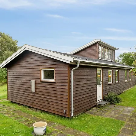 Family-friendly House With A View Of The Fjord *